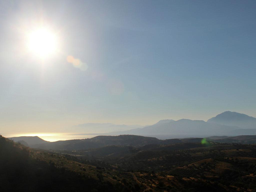 Beautiful Villa In Agia Galini Buitenkant foto