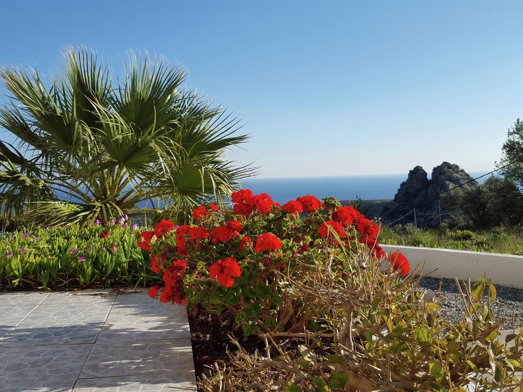 Beautiful Villa In Agia Galini Buitenkant foto
